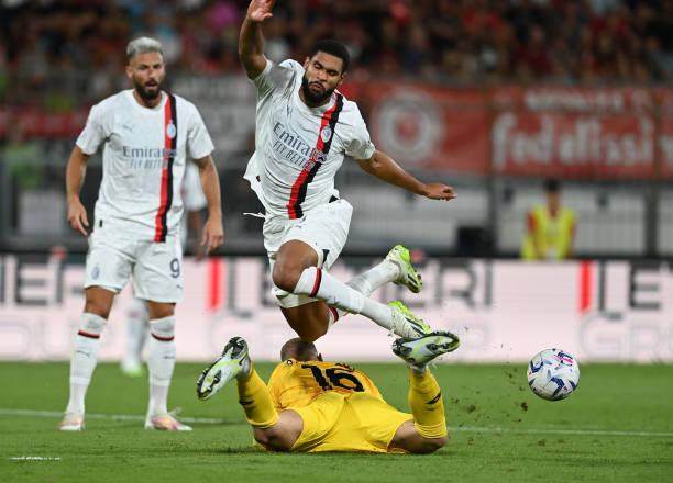 贝卢斯科尼杯，一项纪念曾经“红黑米兰”的另类德比