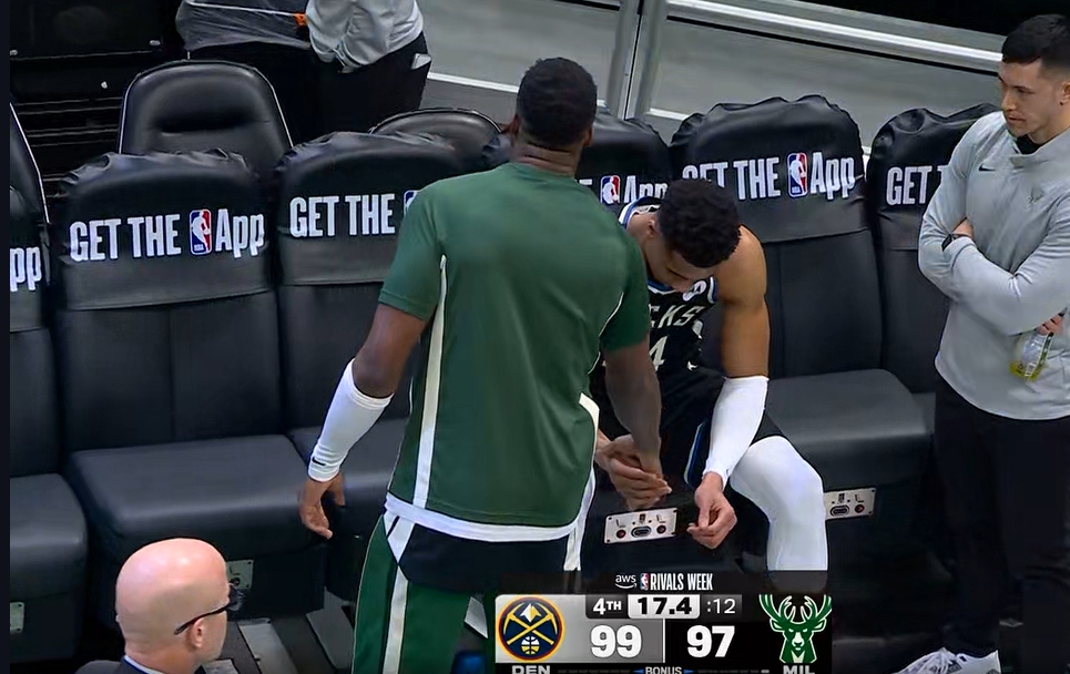 开云体育-沮丧！字母哥小腿不舒服啊 走去球员通道又回了替补席！