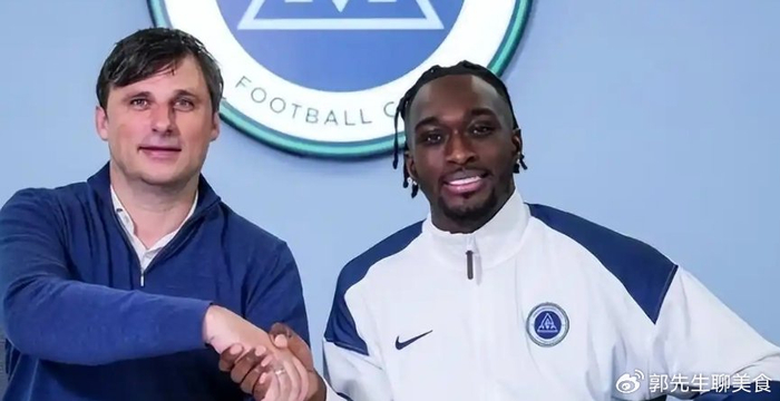 登录入口-26岁荷兰前锋归化国足？短期救急真管用，长远别丢了自家根|奥乌苏|本土球员|阿贾克斯足球俱乐部|荷兰足球|青训_新浪体育_新浪新闻