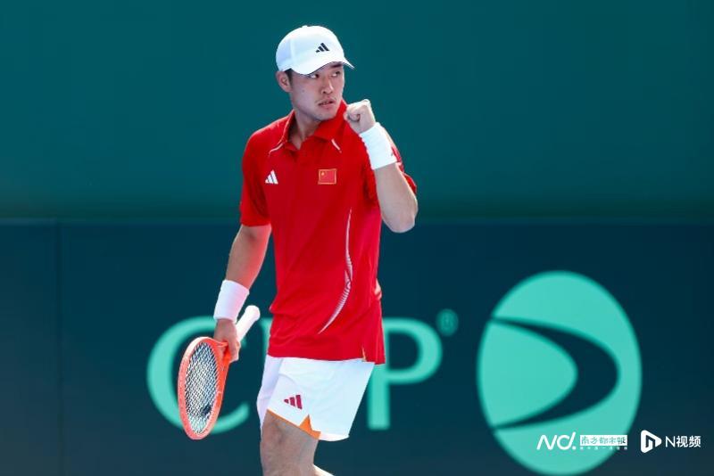 app下载-吴易昺力克世界排名第45位球员，戴维斯杯首日中葡战成平手