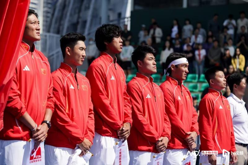 app下载-吴易昺力克世界排名第45位球员，戴维斯杯首日中葡战成平手