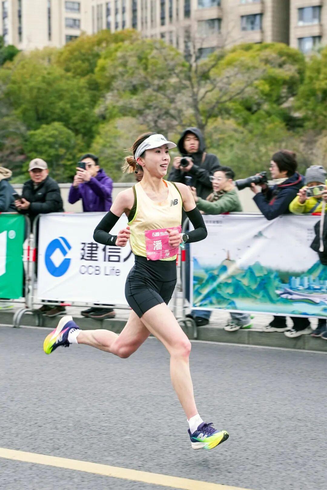 体育赛事-Sub132的八名女跑者，定义上海女子半马的她力量